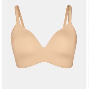 NWOT KNIX WING WOMAN BRA